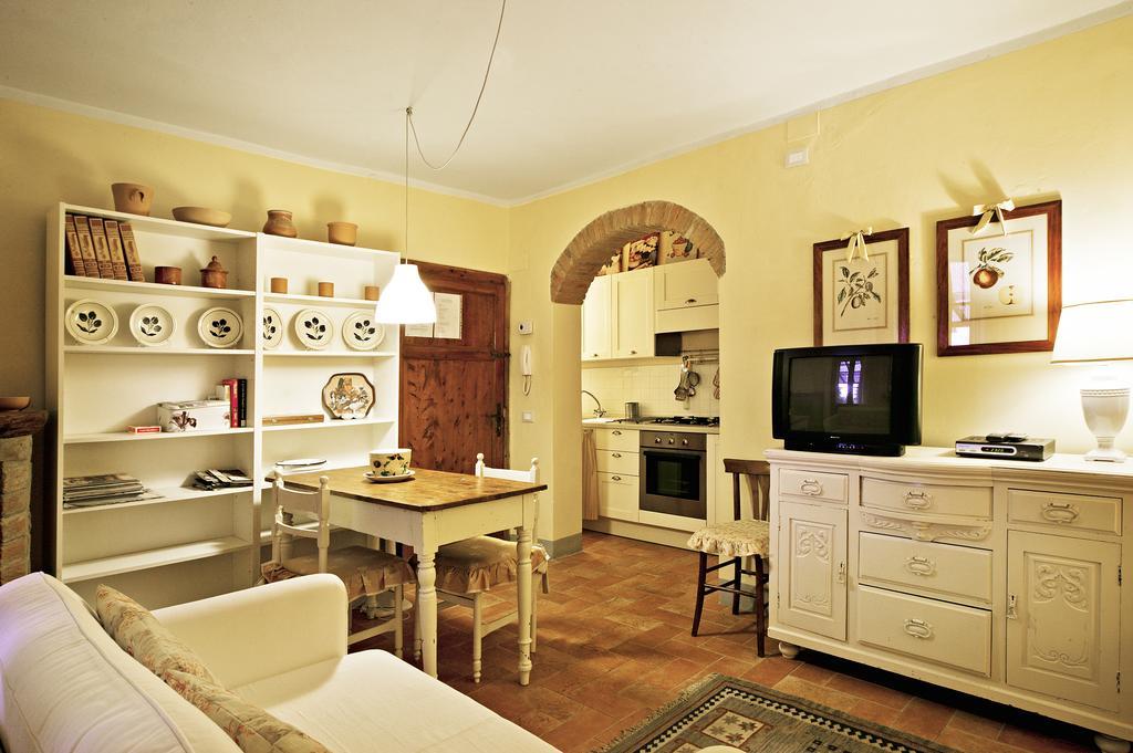 Borgo Dei Cadolingi Lägenhet Gambassi Terme Exteriör bild