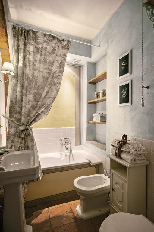 Borgo Dei Cadolingi Lägenhet Gambassi Terme Exteriör bild